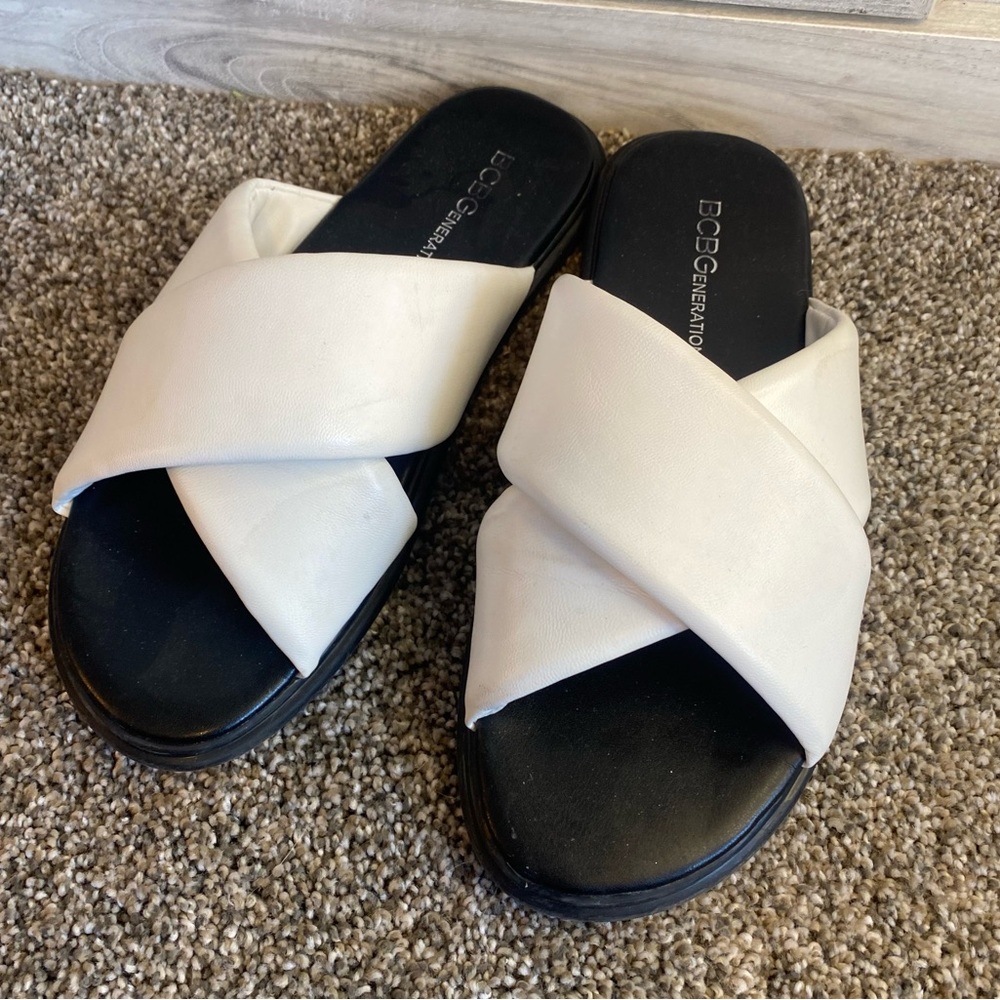 Bcbgeneration Eloise Crossover Strap Slide Sandal… - image 2